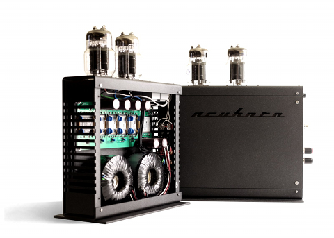 Acuhorn unveiled new SE-Triode power amplifier with a minimalistic circuit approach.