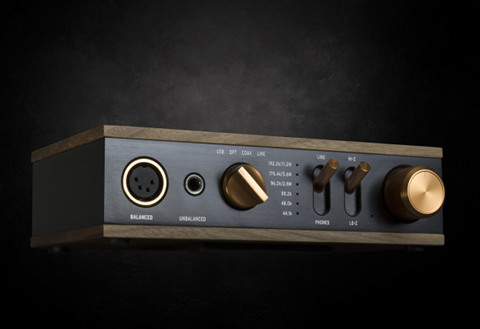 Klipsch unveiled the Heritage Amplifier to drive the most demanding headphones.