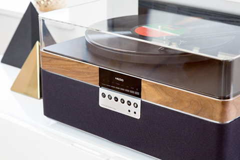 The +Record Player: The all-in-one turntable from +Audio.