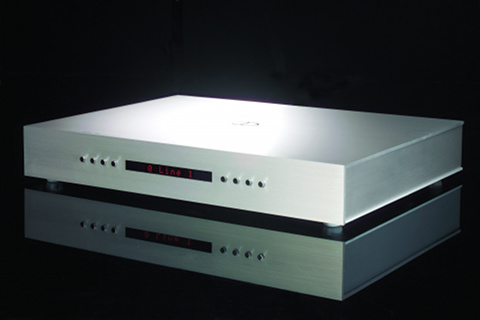 Densen announced the B-250 XS Reference preamplifier.
