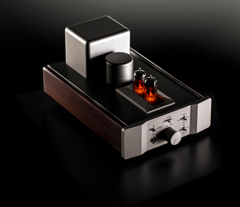 Fosgate's Signature headphone amp.