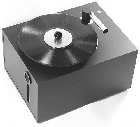 Pro-Ject Audio unveiled a new vinyl cleaning machine.