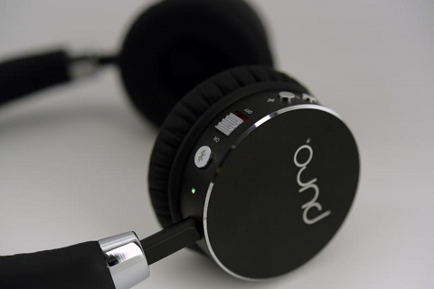 Puro Sound Labs unveiled first ever headphones featuring interactive volume level monitoring.