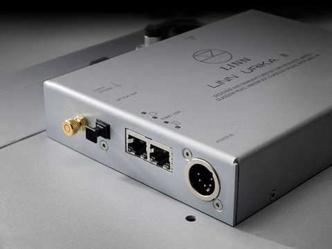 Linn upgrades the LP12 turntable with the cutting edge phono Urika II and the new improved Lingo power supply.