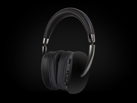 NAD introduced the VISO HP70, their first wireless headphone with active noise canceling.