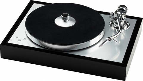 Pro-Ject presented the Ortofon Century Anniversary-Turntable.