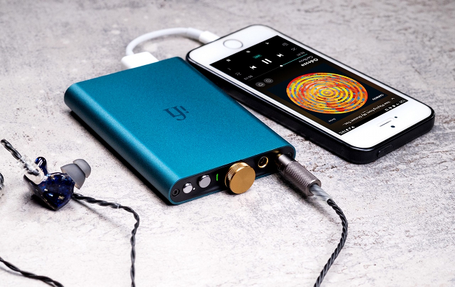 iFi adds to its range of portable DAC/headphone amps with an all-new design – the hip-dac.