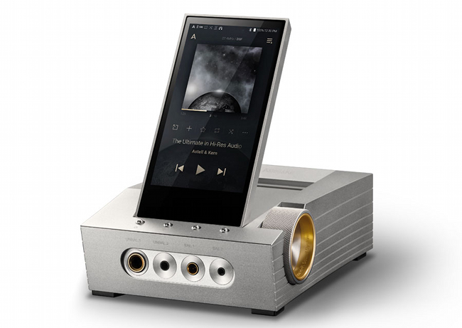 Astell&Kern introduced the CA1000 carryable headphone amp.