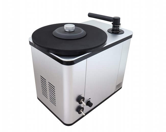 Ludic Ismo record cleaning machine makes record cleaning easy and affordable.