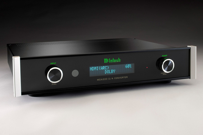 MDA200 : McIntosh unveiled a new D/A Converter.