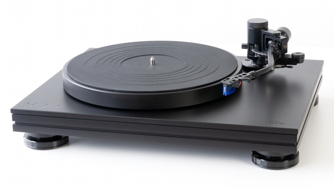 Stealth: Music Hall's first direct drive turntable.