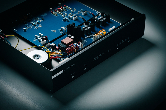 M3x DAC: A Musical Fidelity DAC made for the high end customer on a budget.
