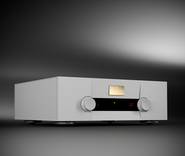 Goldmund announced a new integrated amplifier.