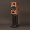 Xavian unveiled the Medea stand-mounted loudspeaker.